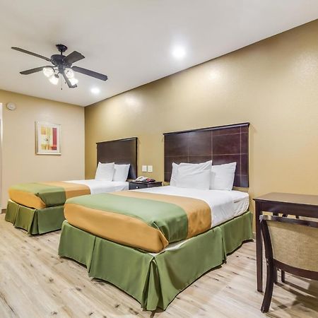 Americas Best Value Inn & Suites Tomball Exterior foto