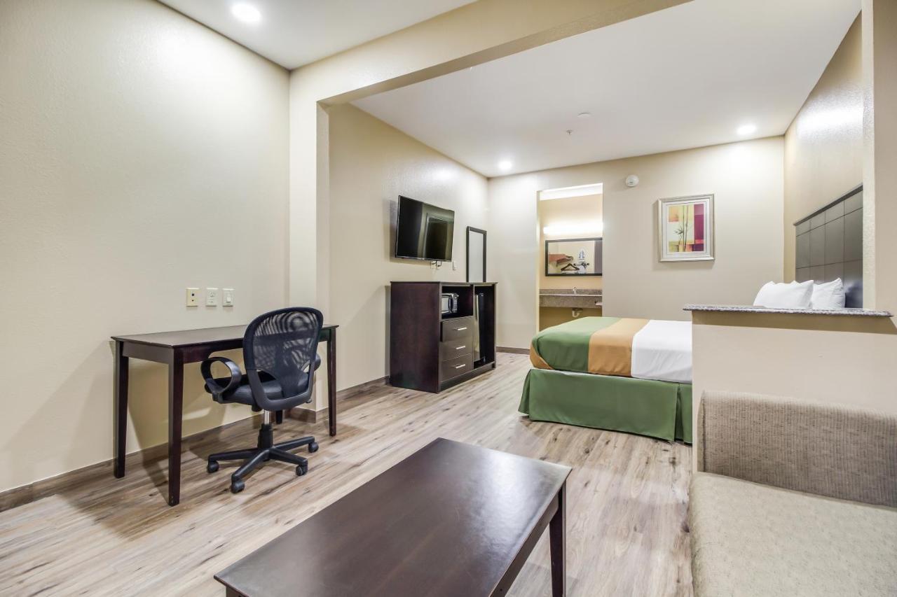 Americas Best Value Inn & Suites Tomball Exterior foto